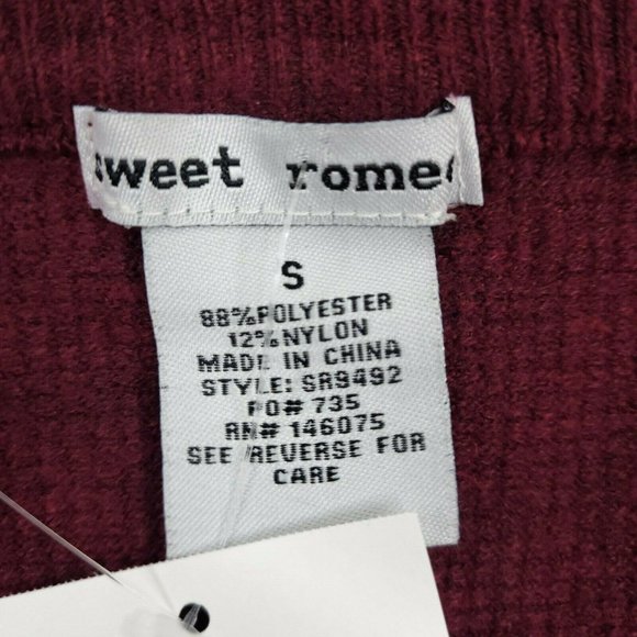 Sweet Romeo Sweater Womens Burgundy Knit Pullover - Picture 4 of 6